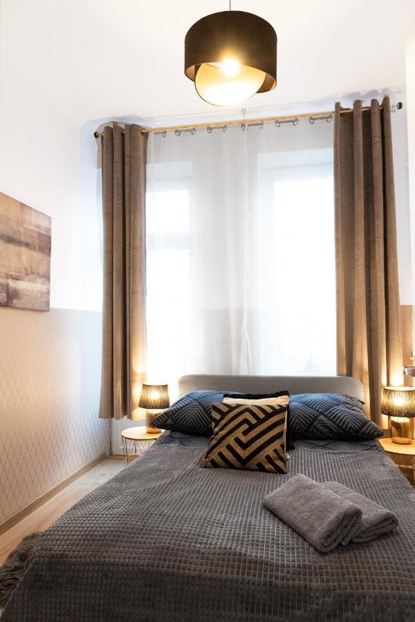 Clicktheflat Aleje Niepodleglosci Center Apart Rooms Варшава Экстерьер фото